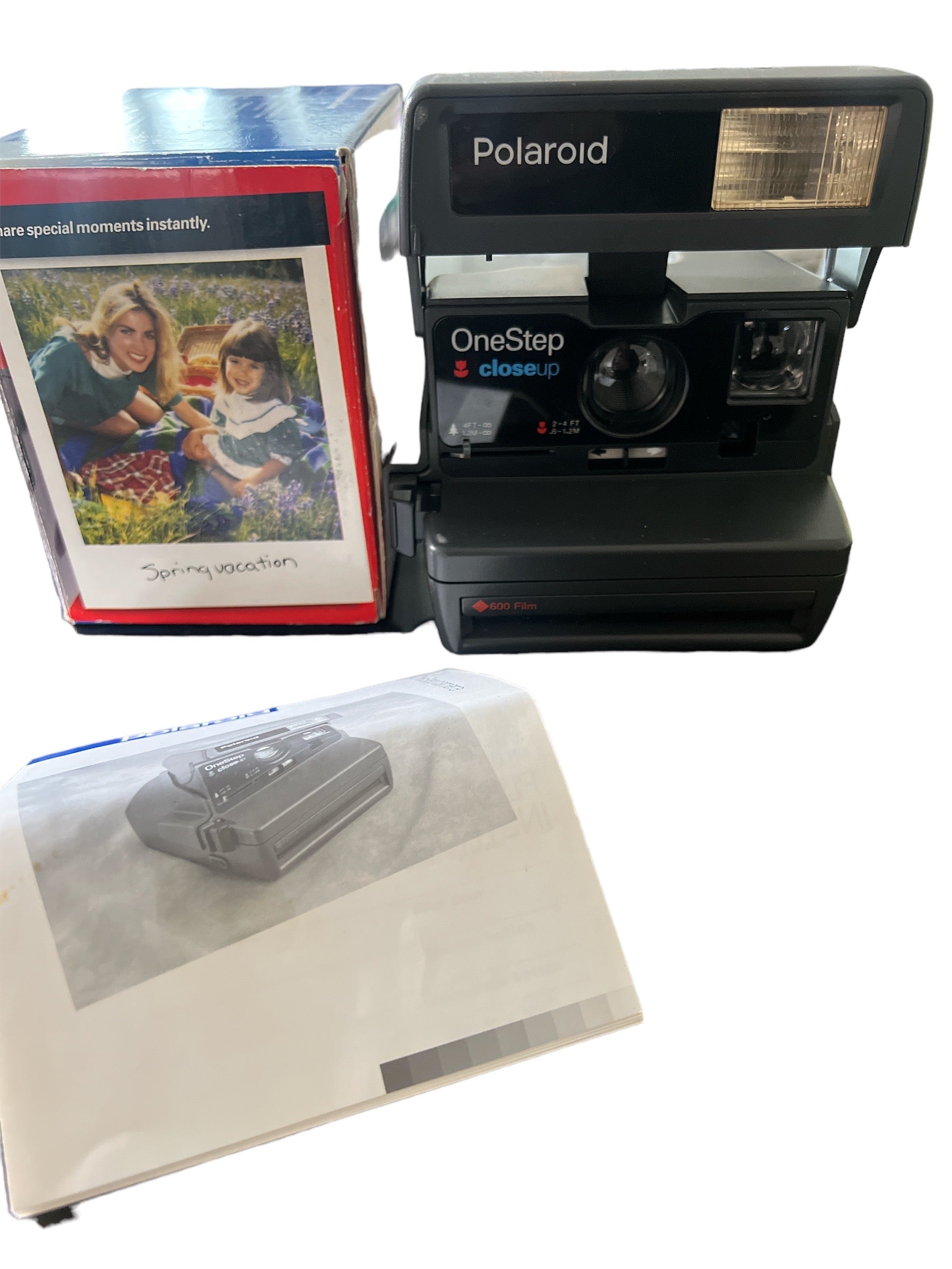 Vintage Original Polaroid OneStep 600 Instant Film Camera et One